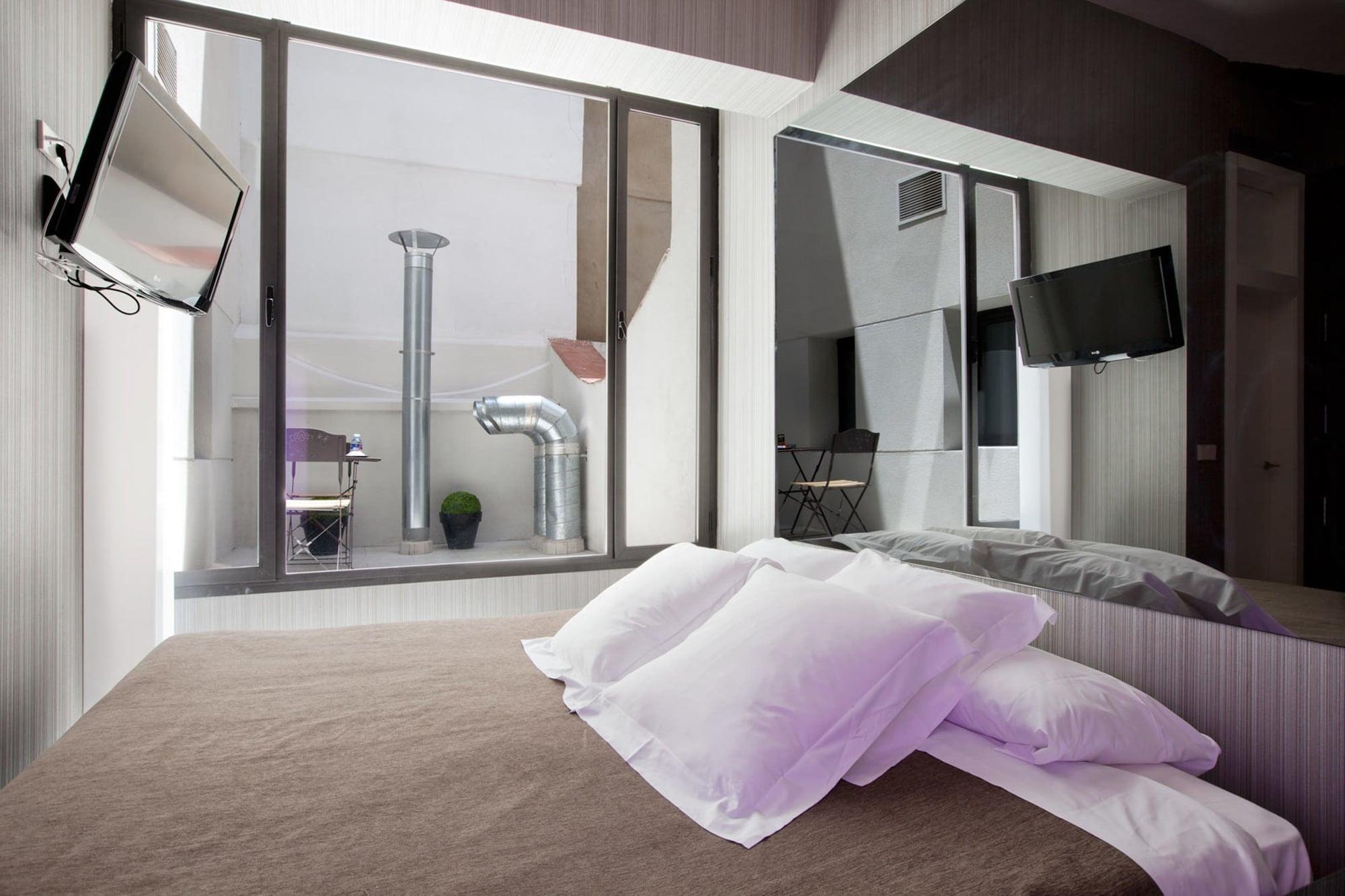 Cosy Rooms Embajador Walencja Zewnętrze zdjęcie