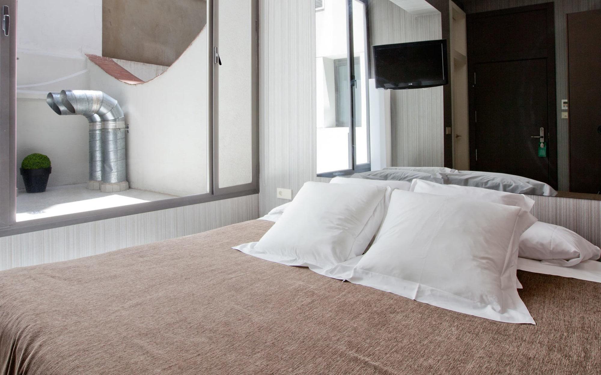 Cosy Rooms Embajador Walencja Zewnętrze zdjęcie