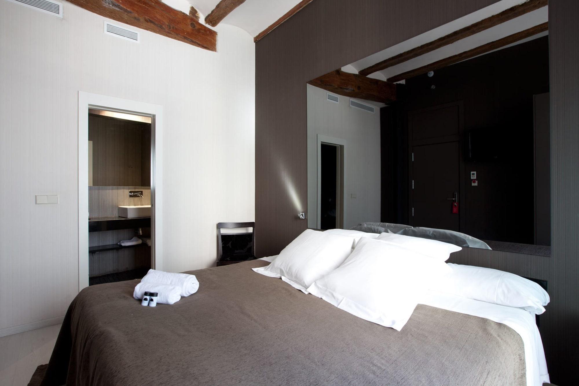 Cosy Rooms Embajador Walencja Zewnętrze zdjęcie