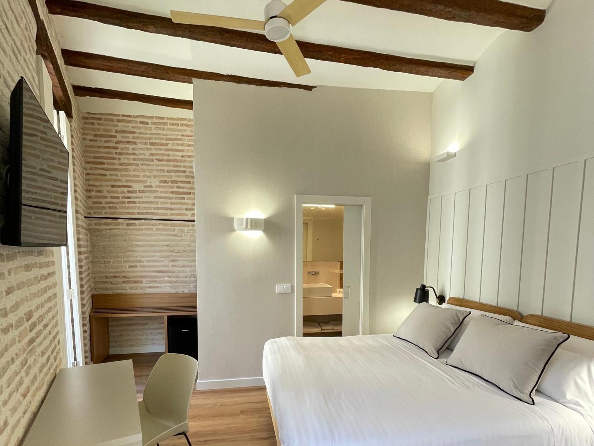 Cosy Rooms Embajador Walencja Zewnętrze zdjęcie