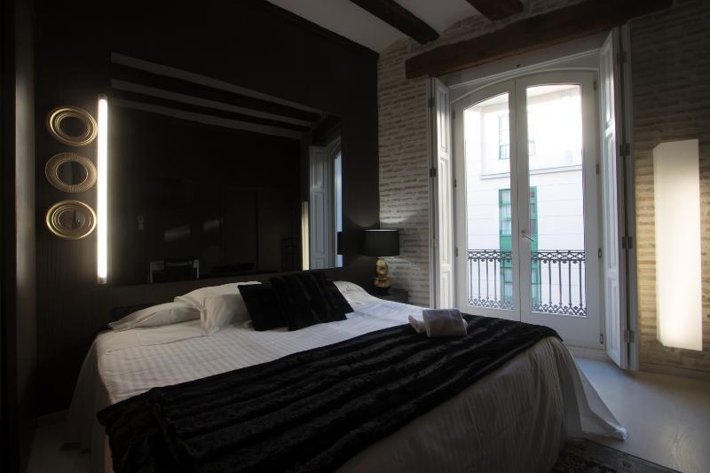 Cosy Rooms Embajador Walencja Zewnętrze zdjęcie